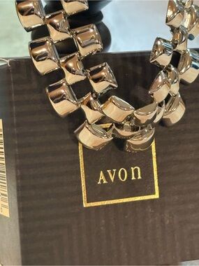 Vintage Avon Modern Links Necklace Silverton/Small